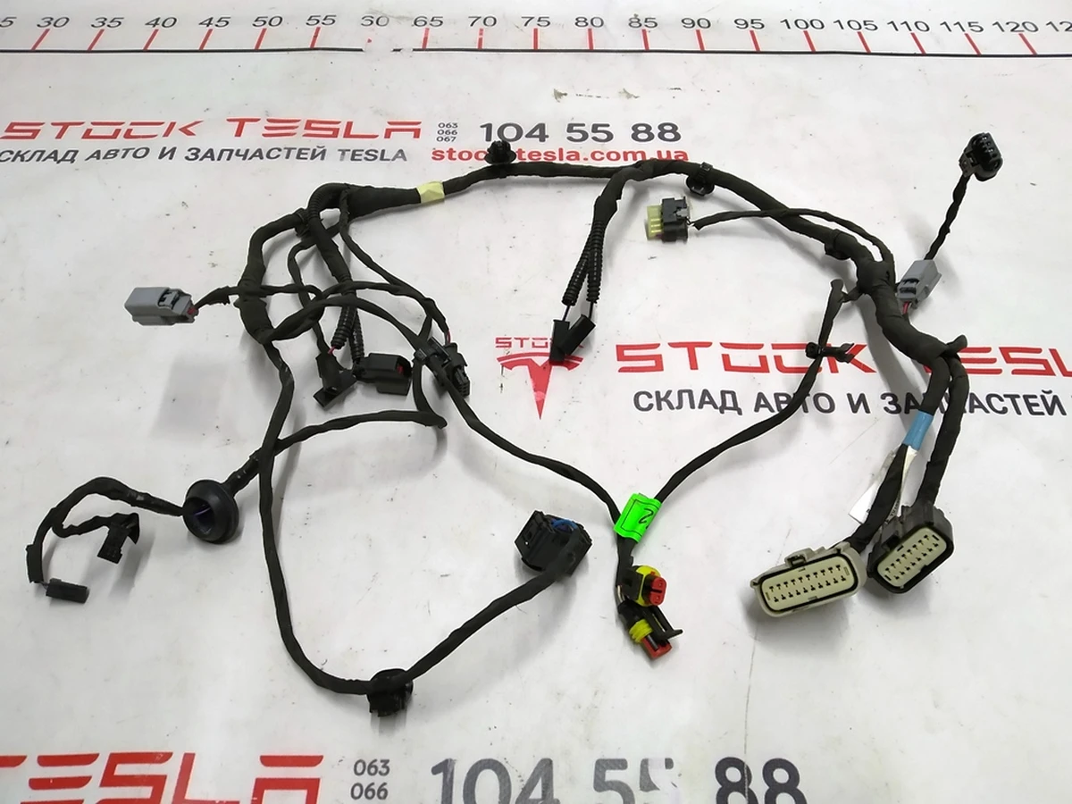 2 Електропроводка боксу переднього багажника (ванни) Tesla model S REST 1035338-00-T