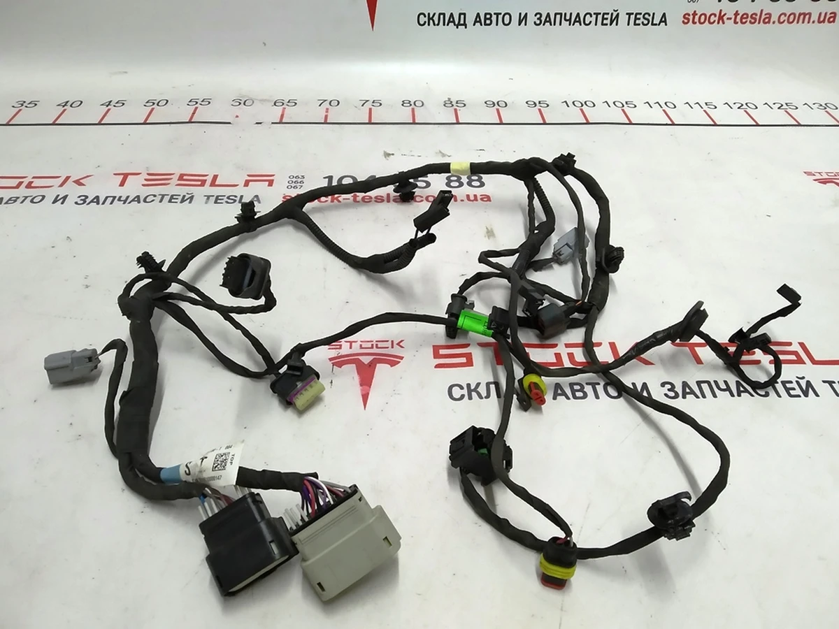 2 Електропроводка боксу переднього багажника (ванни) Tesla model S REST 1035338-00-T