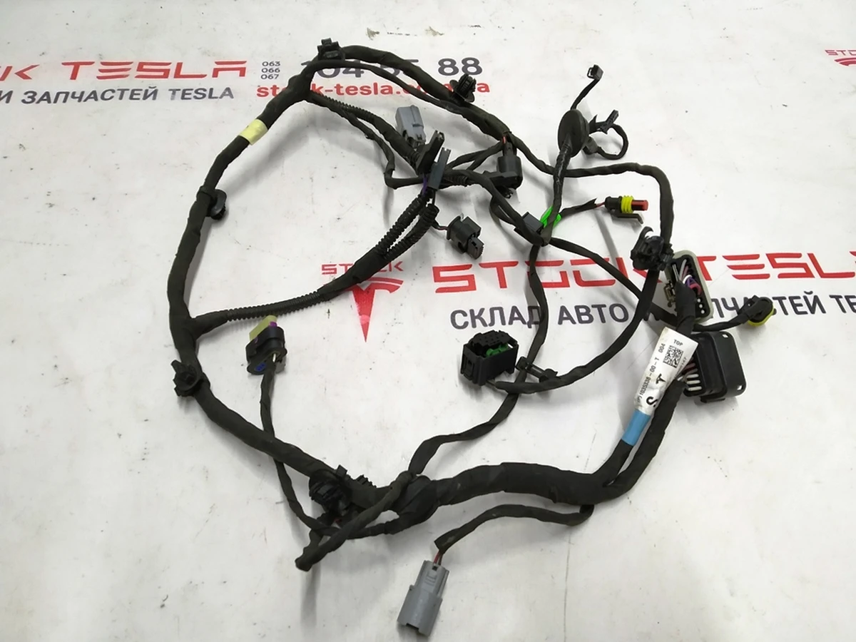 2 Електропроводка боксу переднього багажника (ванни) Tesla model S REST 1035338-00-T