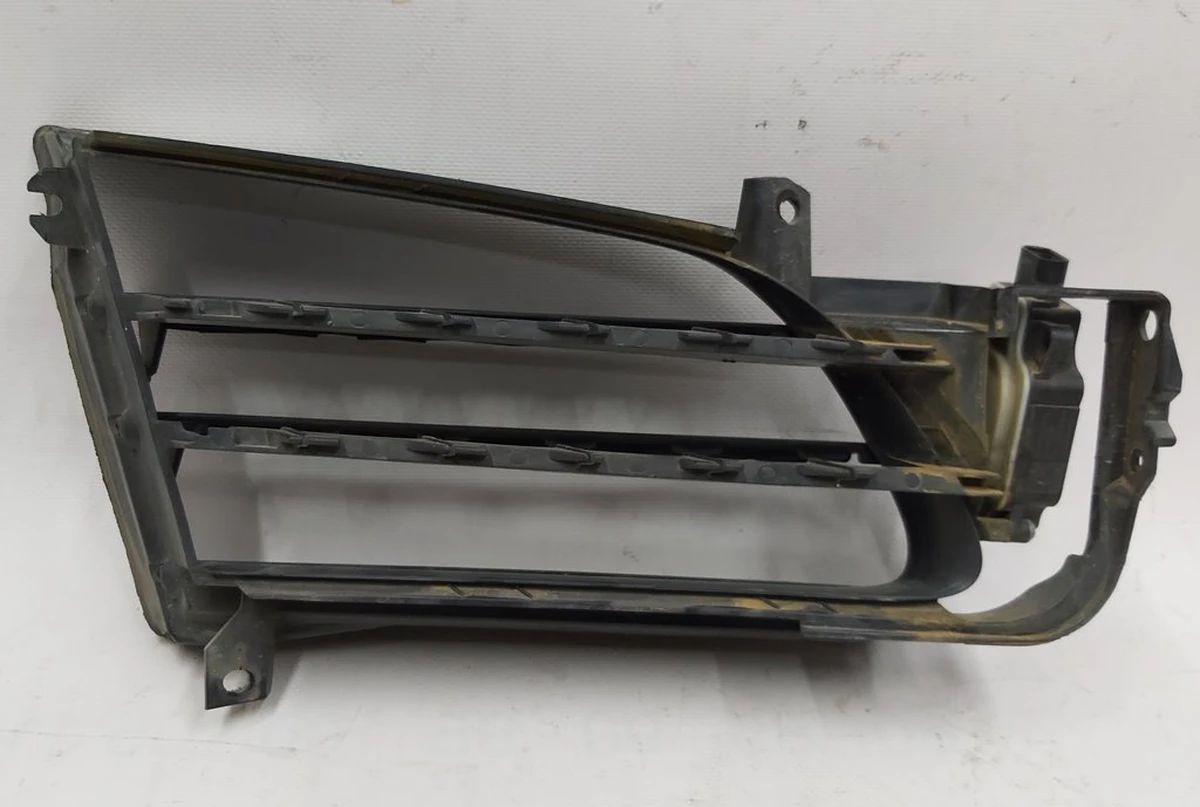 2 Active grommet body right with module without chrome lining Tesla model S 1007269-00-F