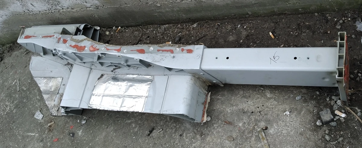 25 Четверть задняя правая лонжерон в сборе с силовой аркой и частью порога RWD Tesla model S, model S REST 1035352-S0-A