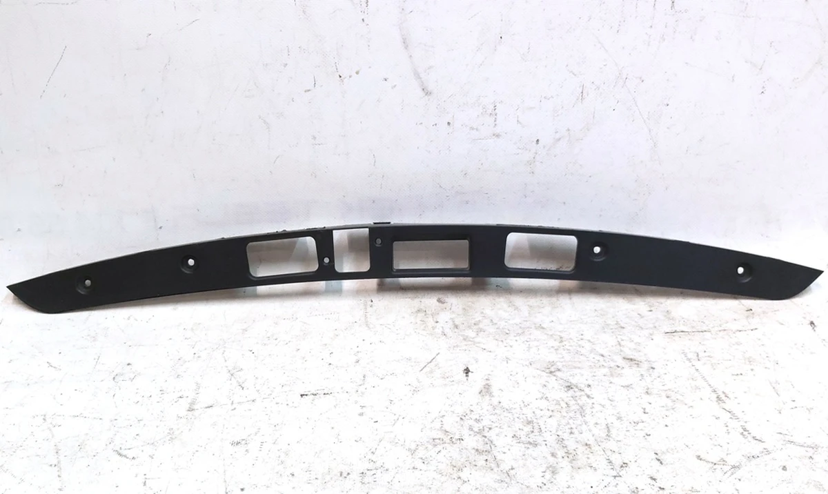 2 ASY, BRKT, LIFTGATE APPLIQUE, Tesla model X 1046925-00-E