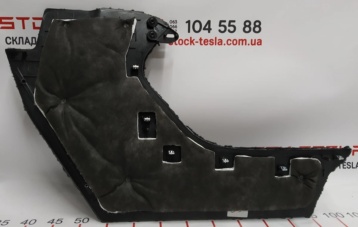 6 Облицювання центральної консолі права передня Tesla Model X 1035936-98-C