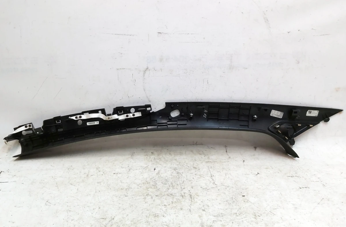 1 Облицювання стійки A верхня права ALCANTARA BLK Tesla model X 1035945-04-F