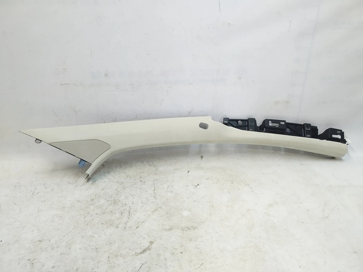 1 Облицовка стойки A верхняя правая NEW ALCAN CRM (повреждение) Tesla model X 1035945-07-G