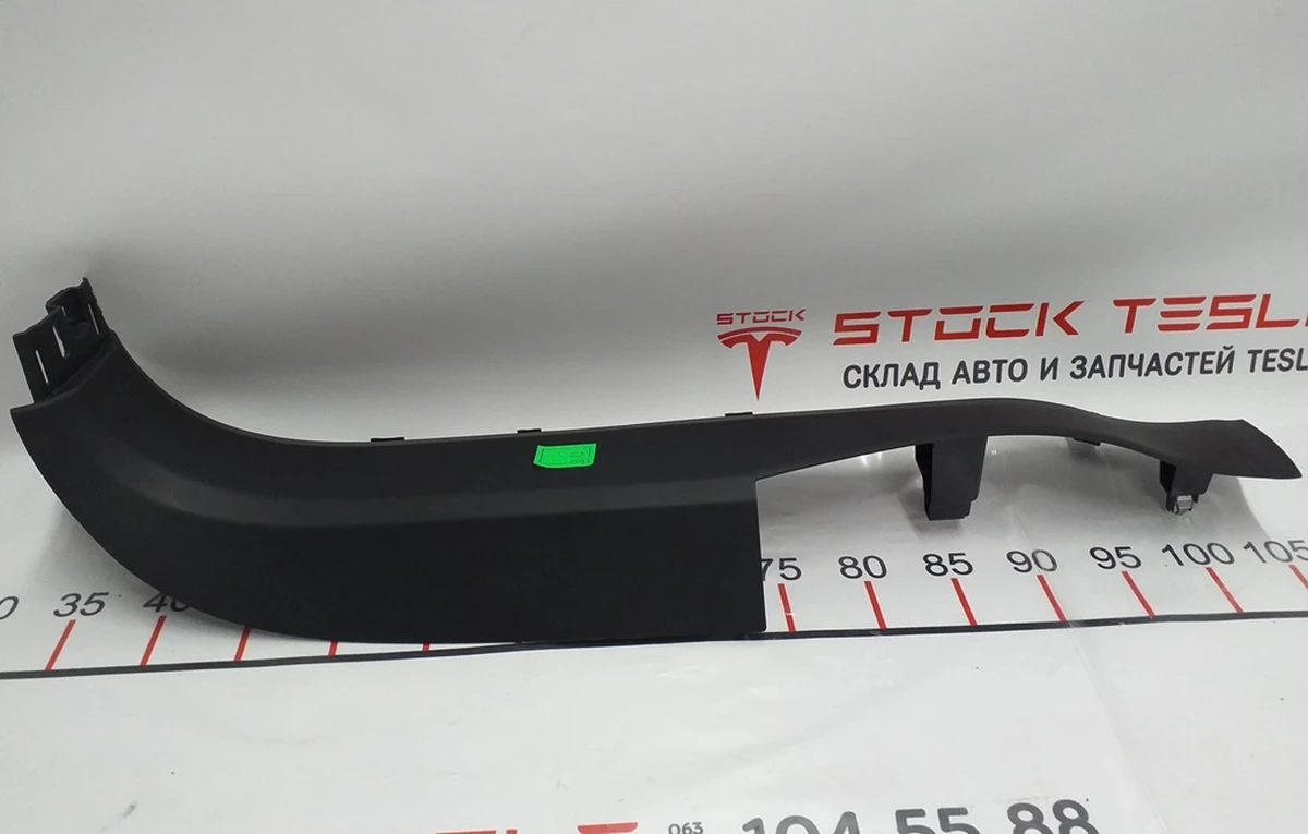 8 Облицовка стойки A нижняя левая Tesla model X 1035963-00-E