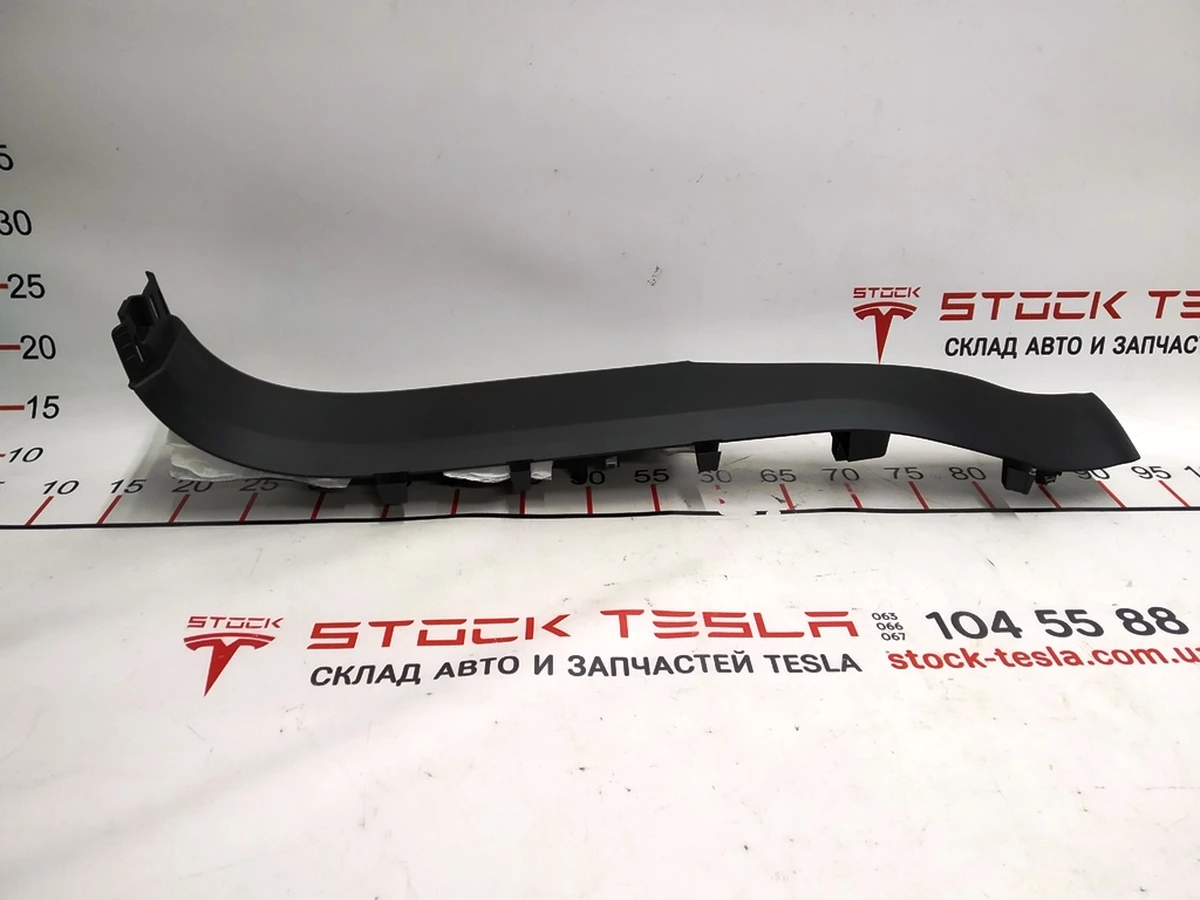 8 Assembly, A-Pillar lower, RH Tesla Model X 1035965-00-E