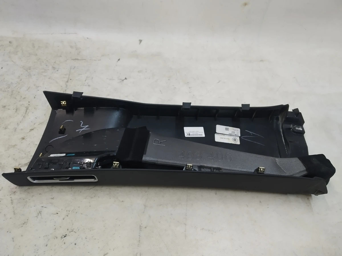 14 Облицовка стойки В нижняя правая (повреждение) Tesla model X 1035971-00-G