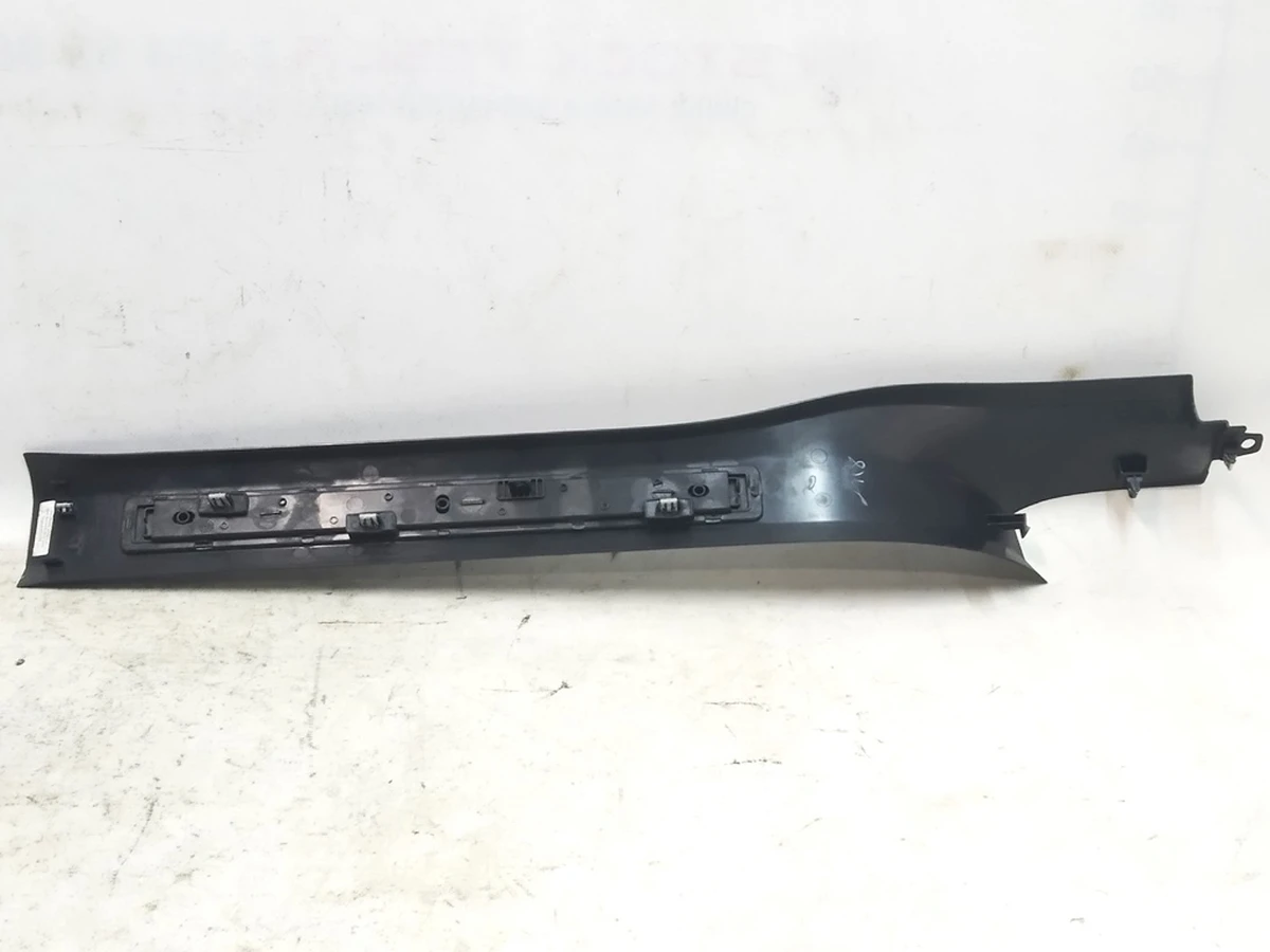 9 Облицювання порога передніх правих дверей нижнє (пошкодження) Tesla model X 1035987-00-G