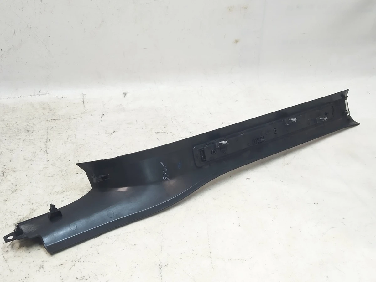 9 Облицювання порога передніх правих дверей нижнє (пошкодження) Tesla model X 1035987-00-G