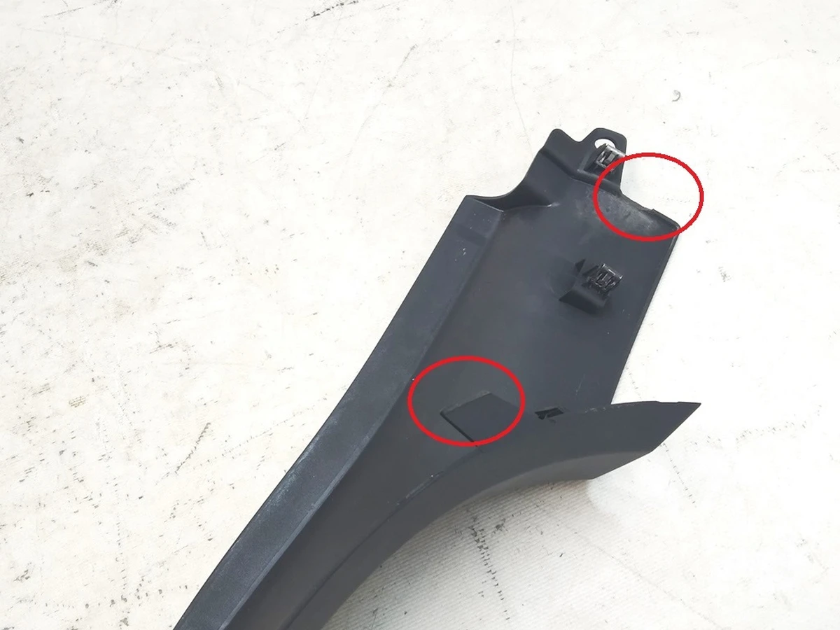 9 Облицовка порога передней правой двери нижняя (повреждение) Tesla model X 1035987-00-G