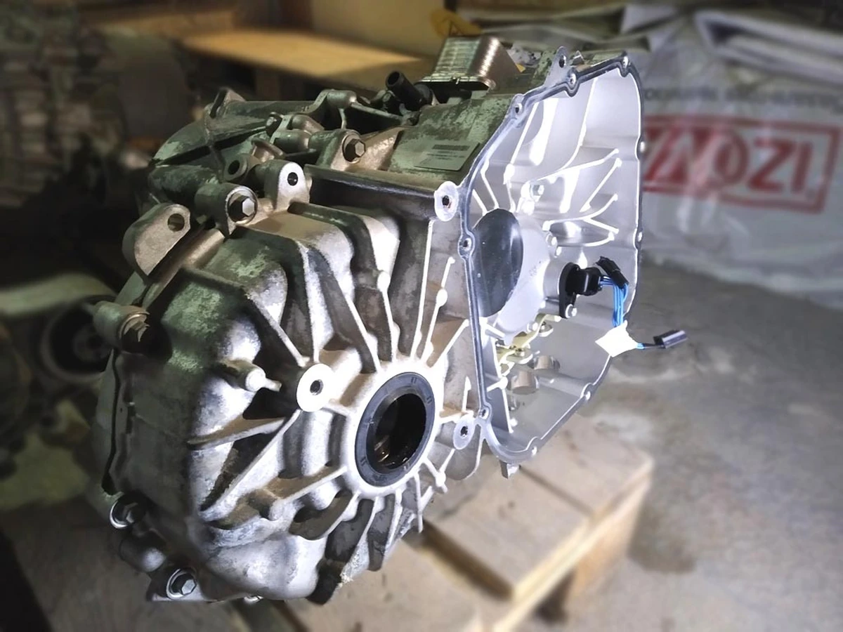 1 Мотор передній без інвертору Tesla model S REST, model X 1134783-01-J