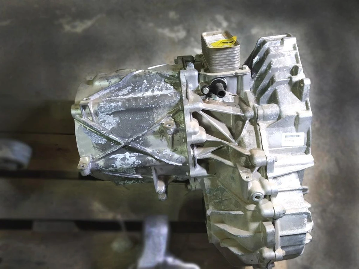 1 Мотор передній без інвертору Tesla model S REST, model X 1134783-01-J