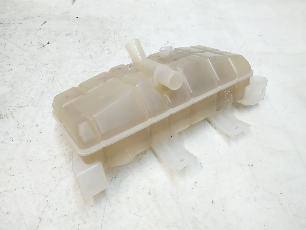 1 Розширювальний бачок охолоджувальної рідини Tesla model S REST, model X 1036124-00-D