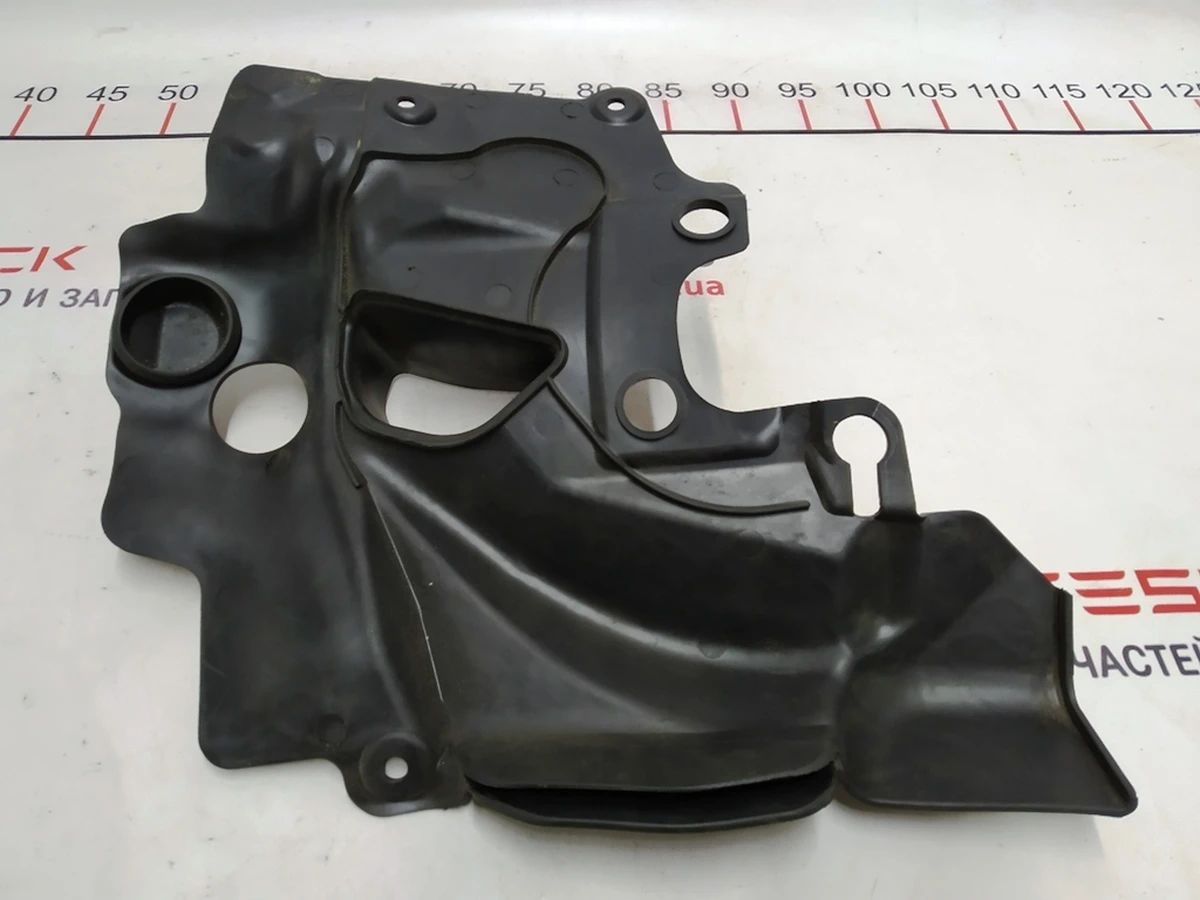 13 Накладка склянки переднього ліва гум. Tesla model X 1036211-00-D