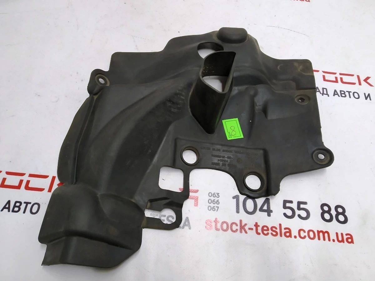 14 Накладка стакана переднего правая резин. Tesla model X 1036212-00-D