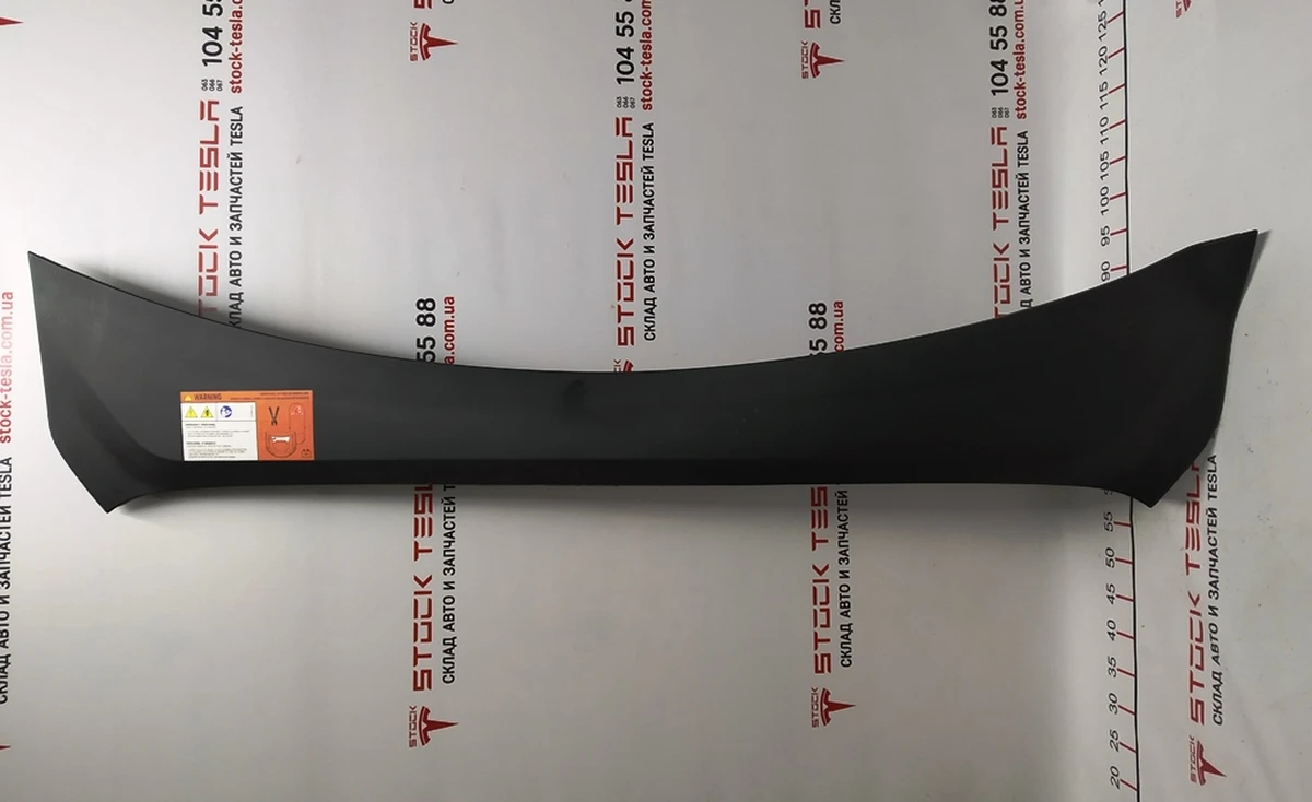 7 Подкапотный пластик бокса задний Tesla model X 1036240-00-E