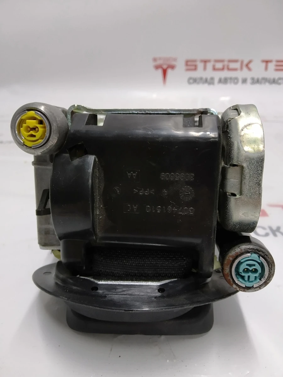 2 MX-LHD 1ST ROW RETRACTOR, TAN, PASS Tesla model X 1036738-05-E