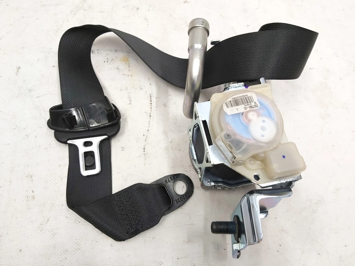 1 Ремінь безпеки 2-го ряду сидінь лівий (BLACK) Tesla model X 1036742-05-H