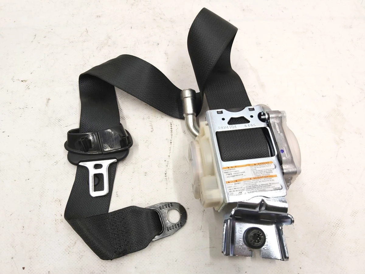 1 Ремінь безпеки 2-го ряду сидінь лівий (BLACK) Tesla model X 1036742-05-H