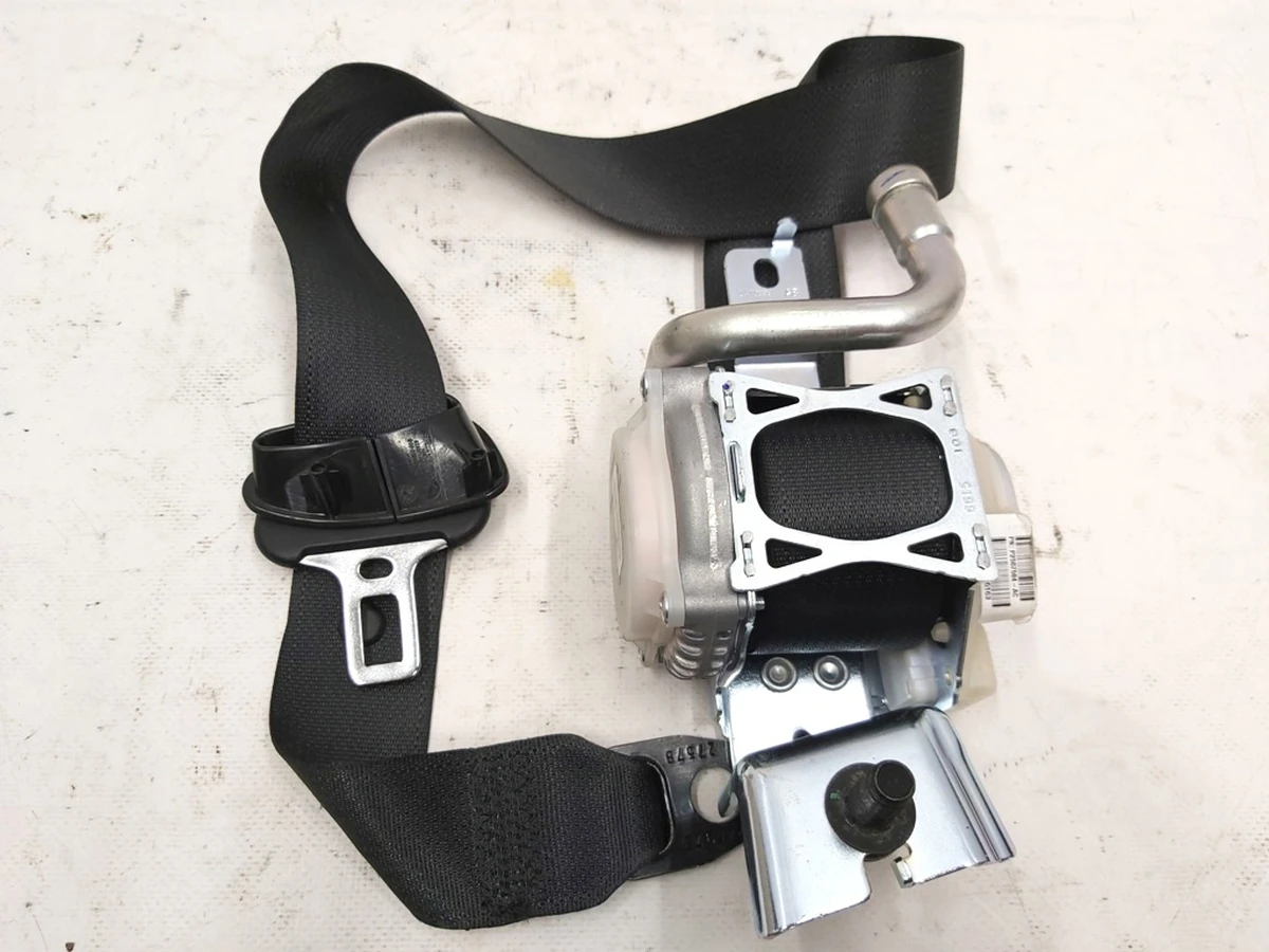 1 Ремінь безпеки 2-го ряду сидінь лівий (BLACK) Tesla model X 1036742-05-H