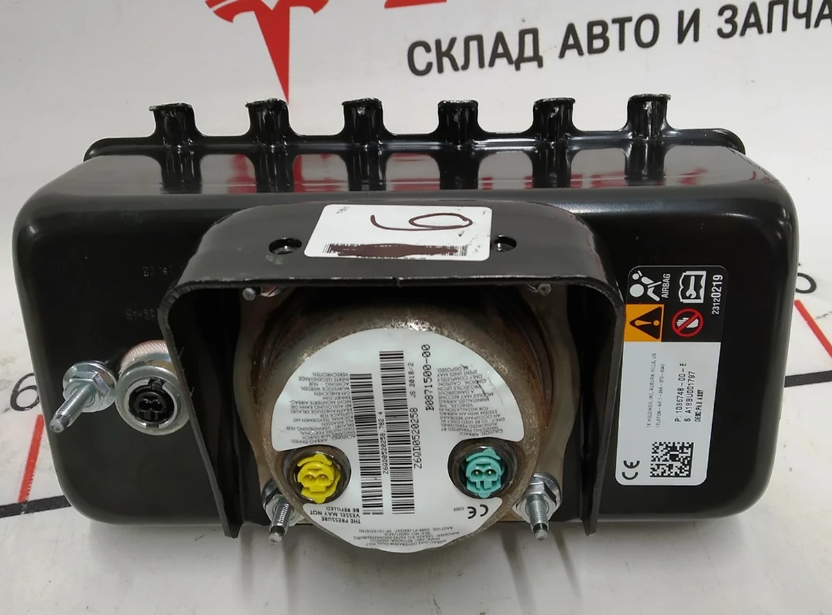 7 Подушка безпеки пасажира (торпедо) Tesla model X 1036748-00-F