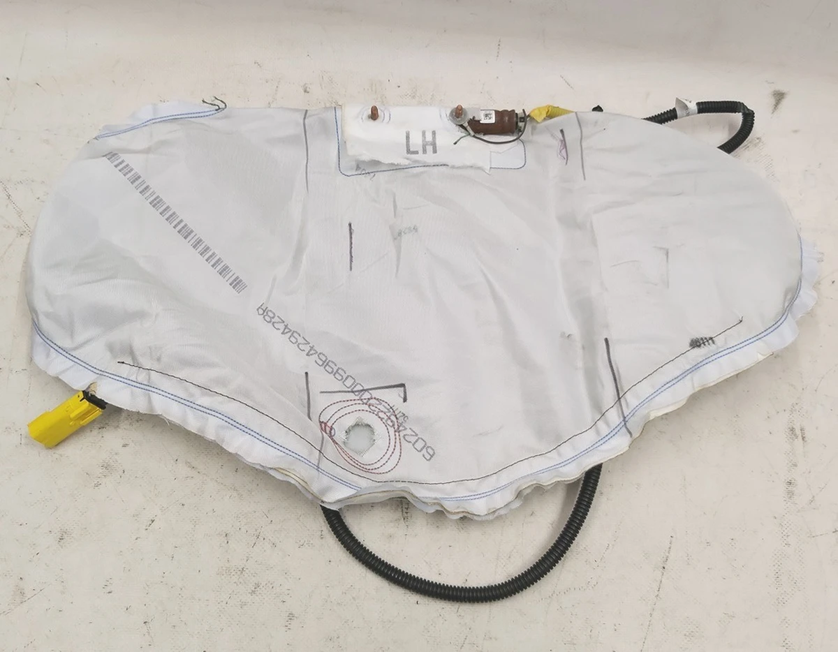 Подушка безопасности водительского сиденья под восстановление Tesla model S REST, model X 1036751-00-E