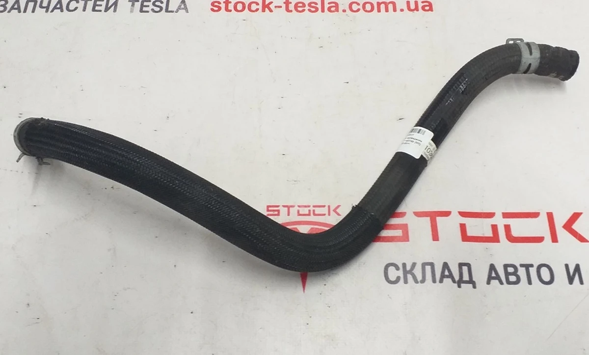 15 Шланг системи охолодження батарея-насос1-чиллер Tesla model X 1036752-00-H