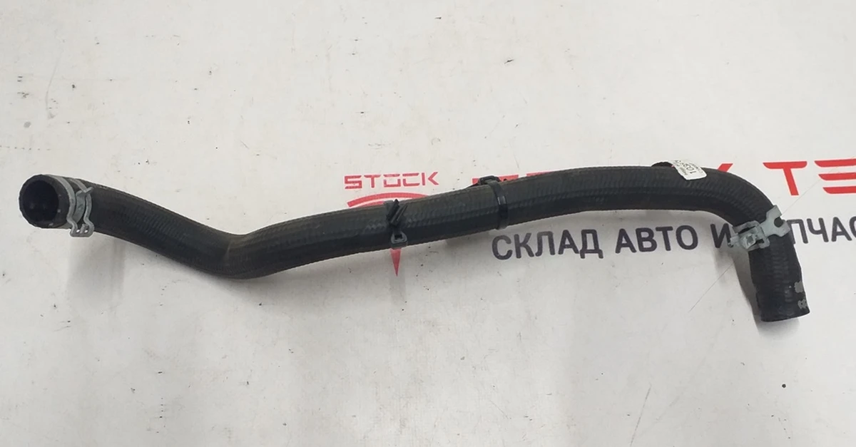 15 Шланг системи охолодження батарея-насос1-чиллер Tesla model X 1036752-00-H