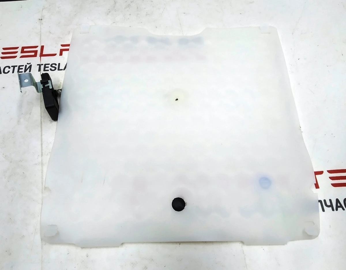 2 Датчик присутності пассажіского сидіння Tesla model S REST, model X 1074786