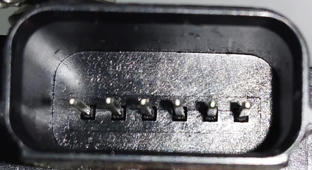 2 Датчик присутності пассажіского сидіння Tesla model S REST, model X 1074786