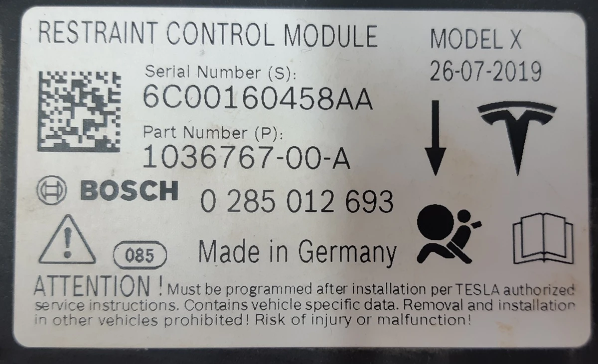 1 AIRBAG control unit substandard Tesla model X 1036767-00-A
