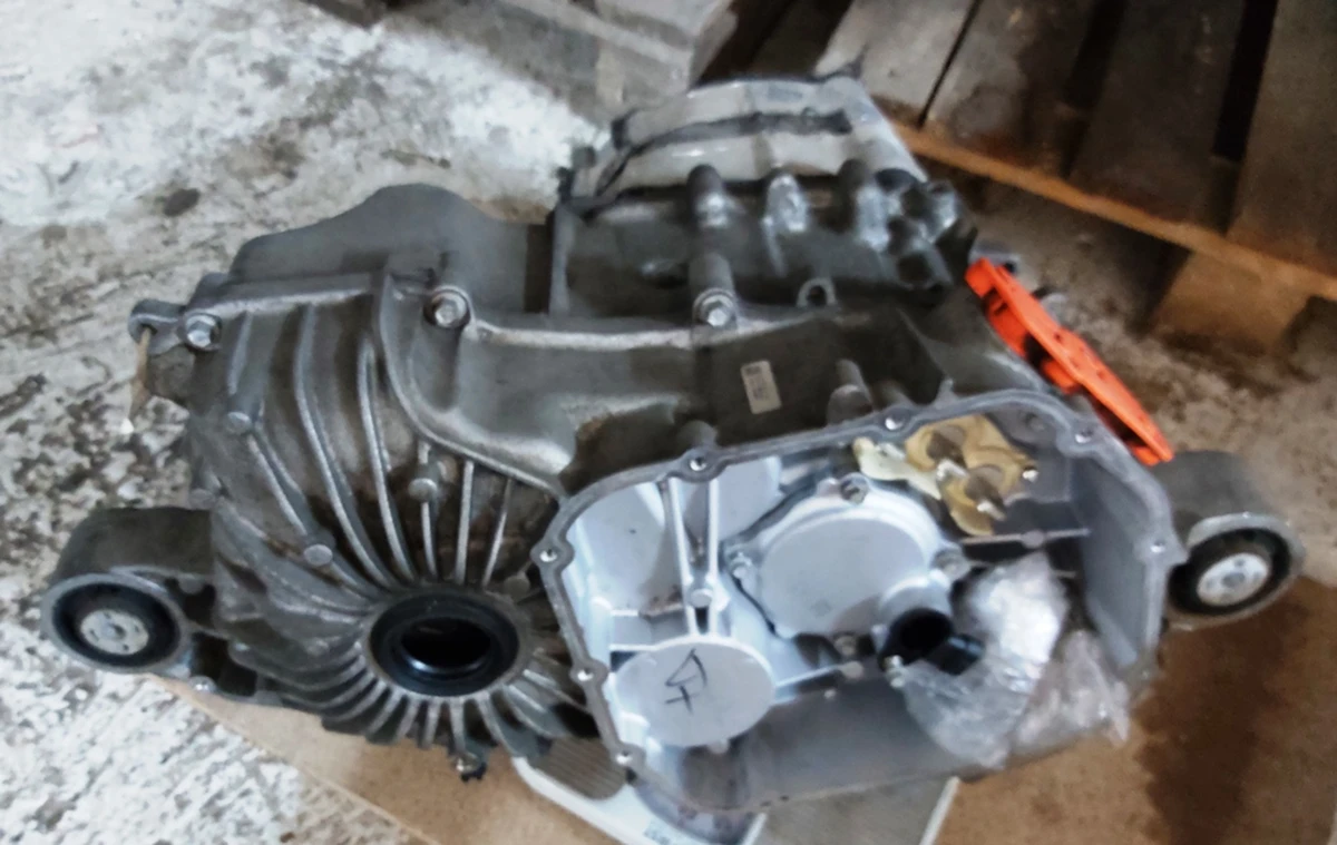 1 Мотор задний малый без дифференциала и инвертора Tesla model S, model S REST, model X 1037000-00-F