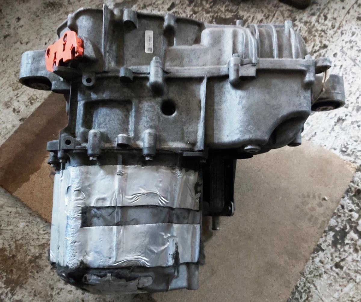 1 Мотор задний малый без дифференциала и инвертора Tesla model S, model S REST, model X 1037000-00-F