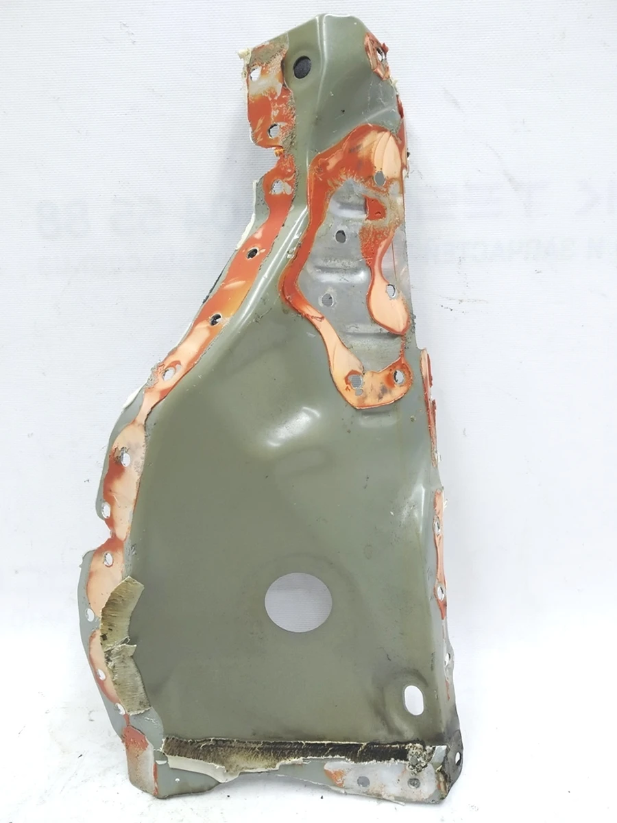 Панель кузова чверті передньої правої Tesla model X 1037217-S0-A