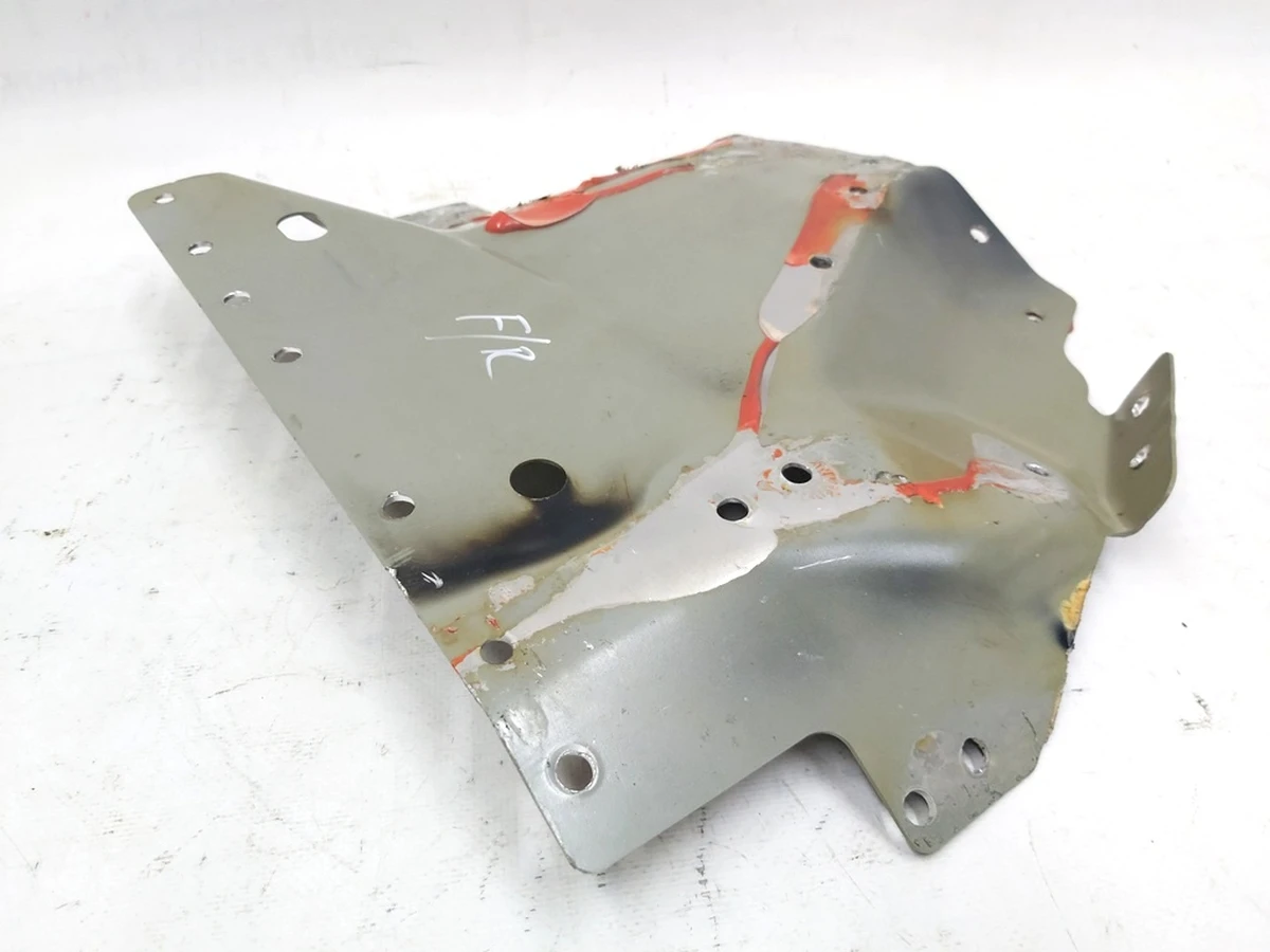 2 Front left inner quarter body panel Tesla model X 1037216-S0-A zv