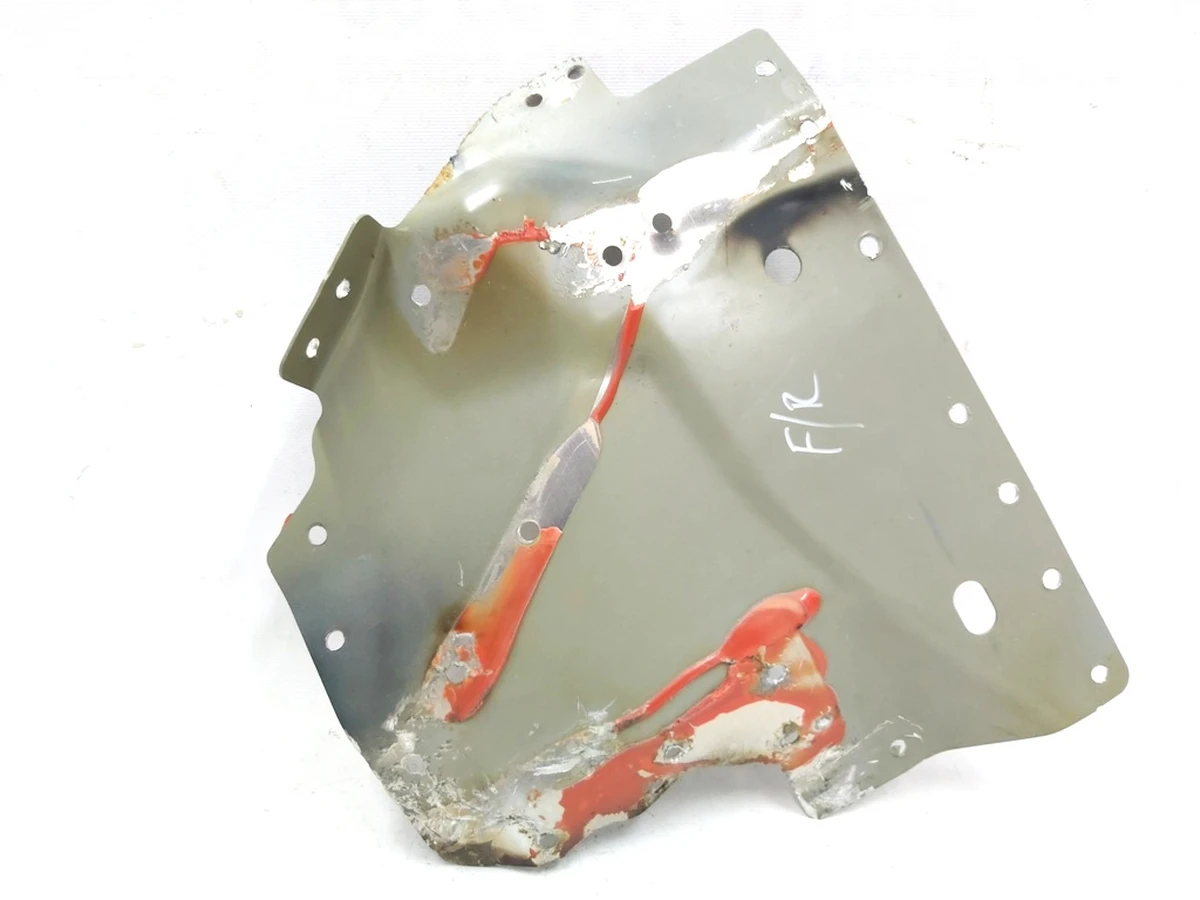 2 Панель кузова чверті передньої правої внутрішня Tesla model X 1037217-S0-A