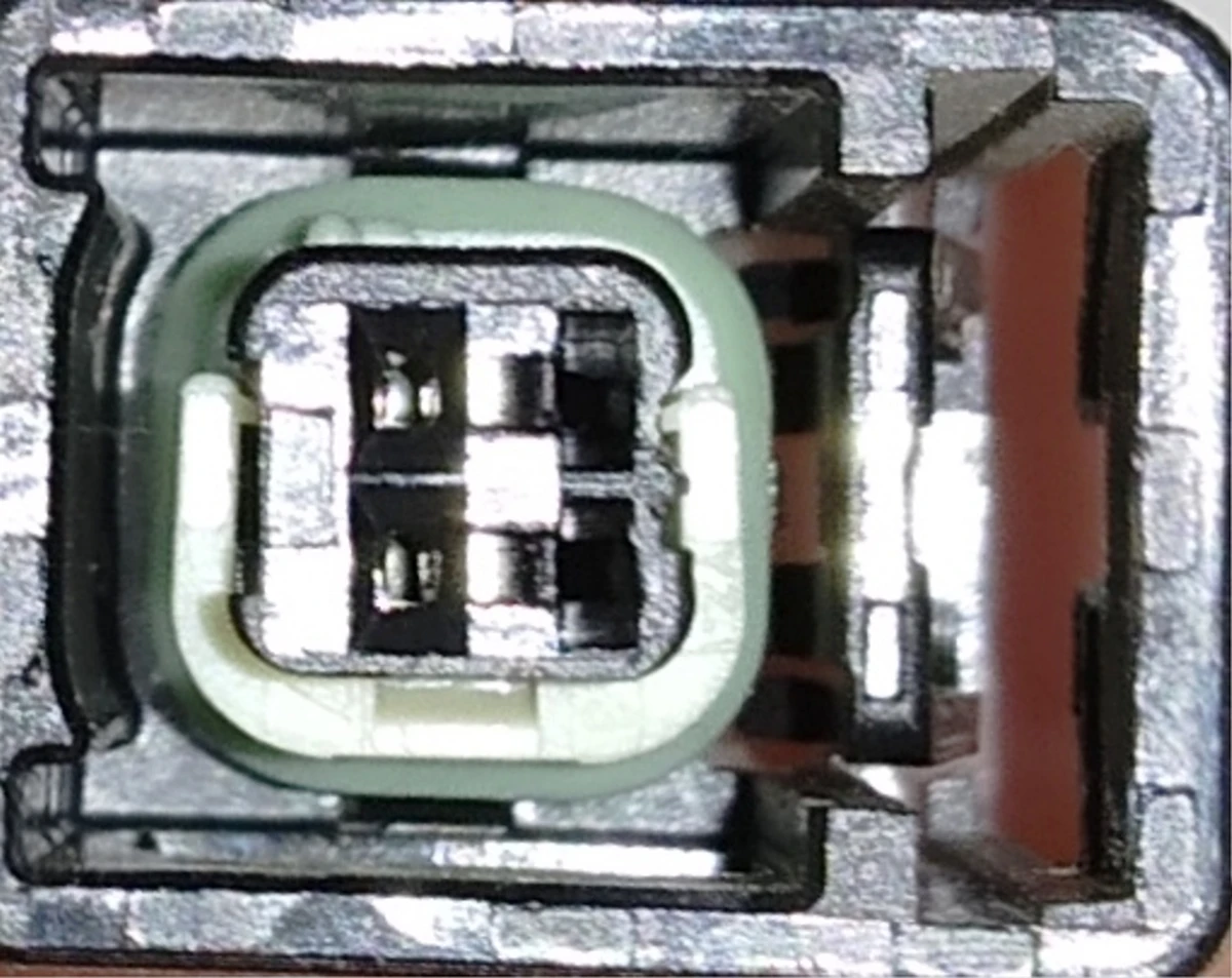 1 Панель с датчиком закрытия задней левой двери передняя Tesla Model X 1037559-00-D