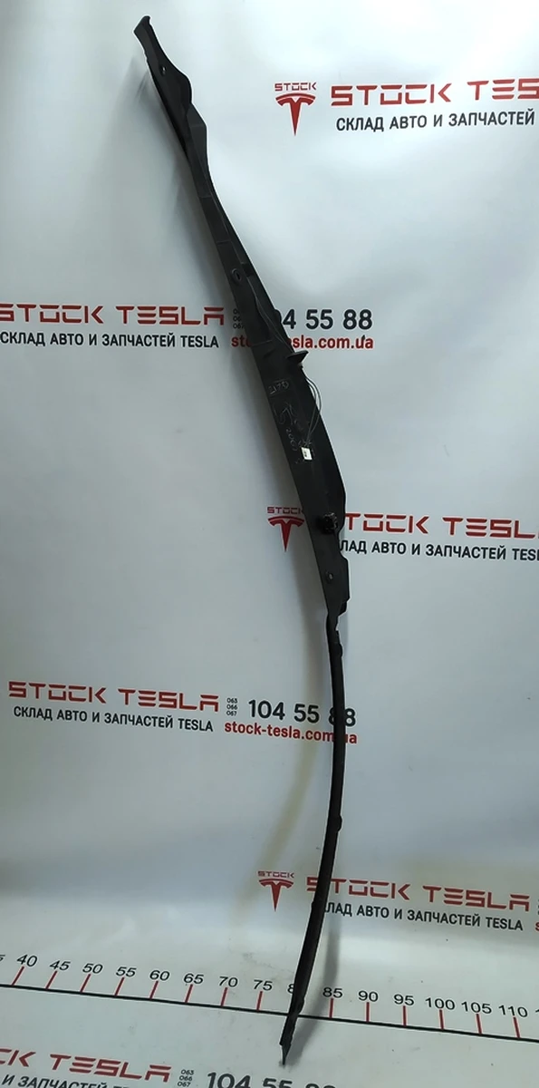 1 Панель с датчиком закрытия задней левой двери передняя Tesla Model X 1037559-00-D