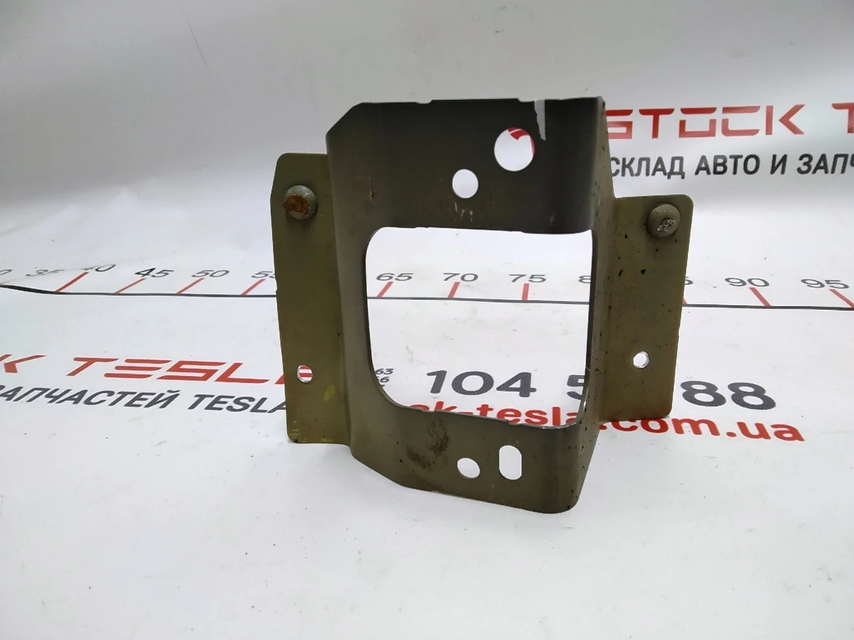 17 Усилитель колесной арки правый Tesla model S, model S REST 1037782-S0-A