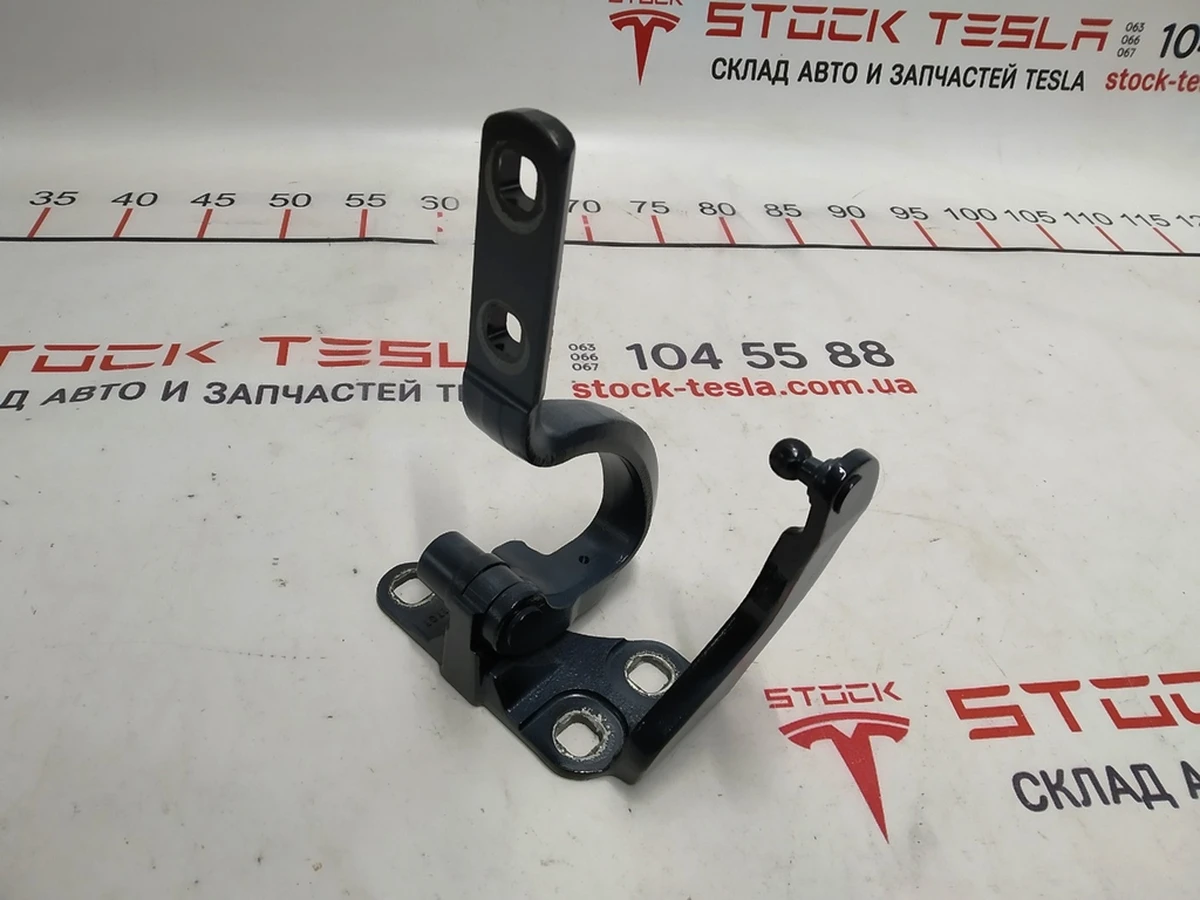 PRIMARY HNG RH RR, LH FRT Tesla Model X 1037844-00-M