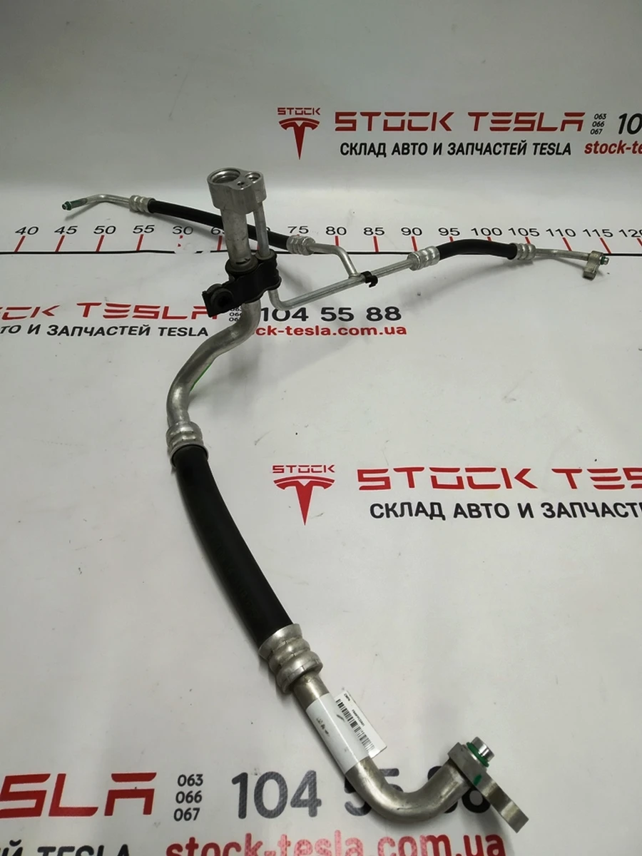 Трубки кондиціонера AWD Tesla model S 1038025-00-A