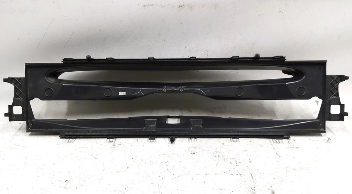 1 FRONT END DUCTING WITH RADAR Tesla model S 1038208-00-B