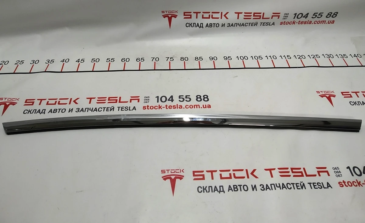 4 Молдинг зовнішній двері задніх лівих хром Tesla model S, model S REST 1038395-80-A
