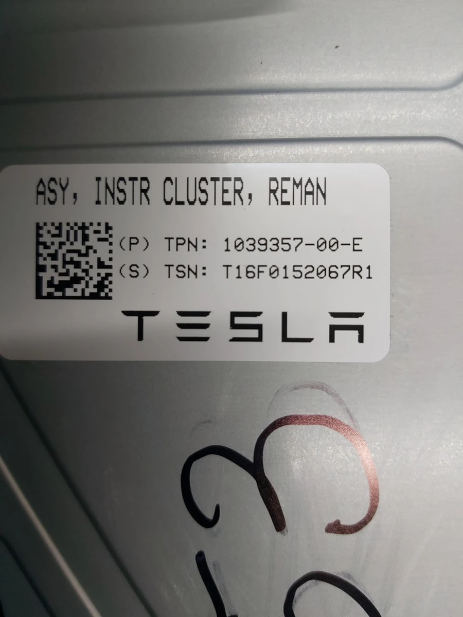 1 Щиток приладів допоміжний монітор AWD Tesla model X S REST 1004788-00-H