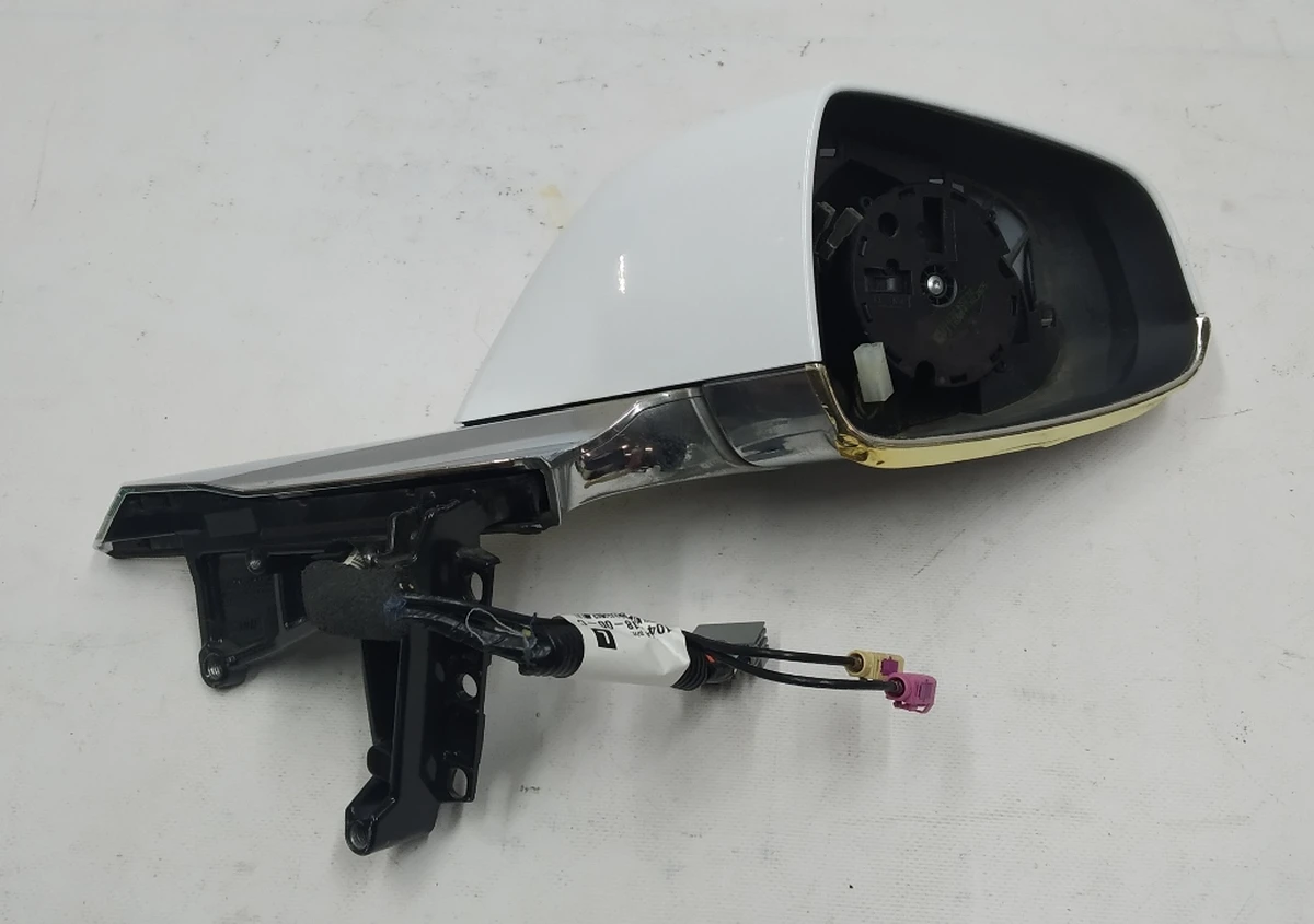 3 Зеркало наружное правое PREMIUM (без зеркального элемента, с повреждением)с автоскладыванием Tesla model S, model S REST 1041318-00-G