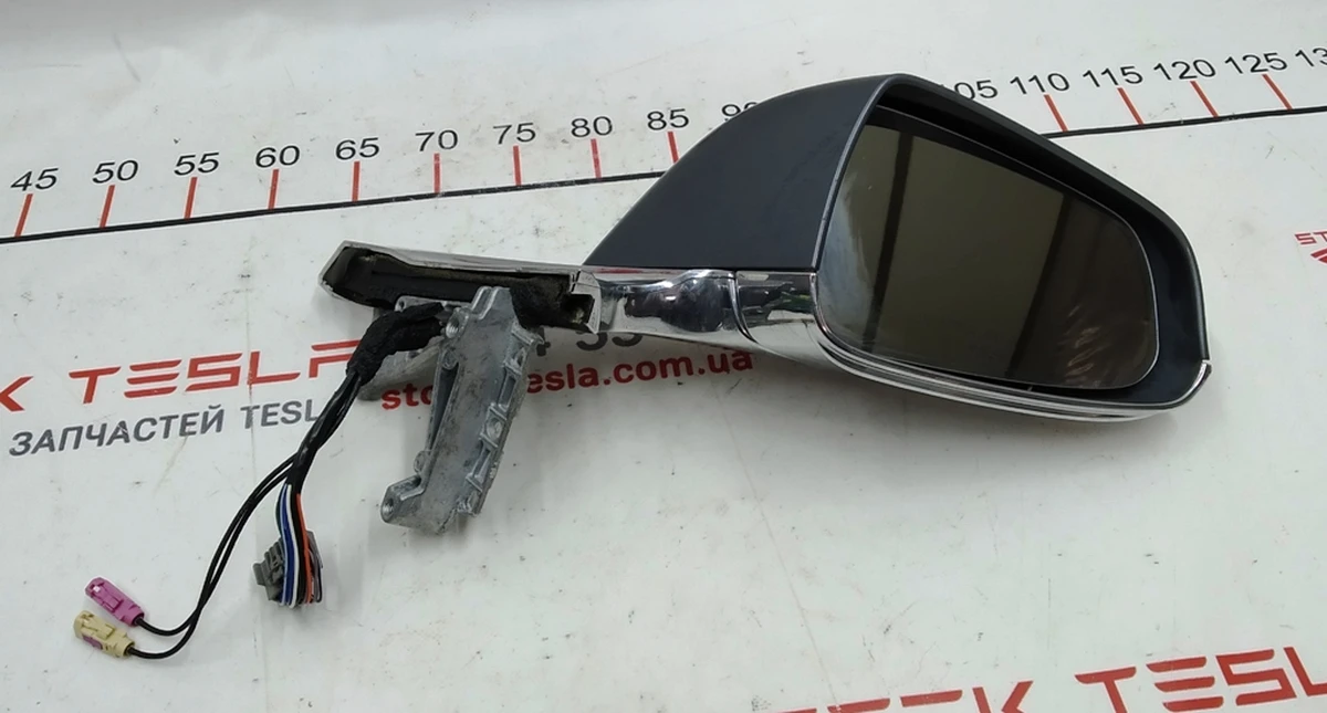 3 Дзеркало зовнішнє праве PREMIUM у зборі (з пошкодженням, без можливості автоскладання) Tesla model S, model S REST 1041318-00-G