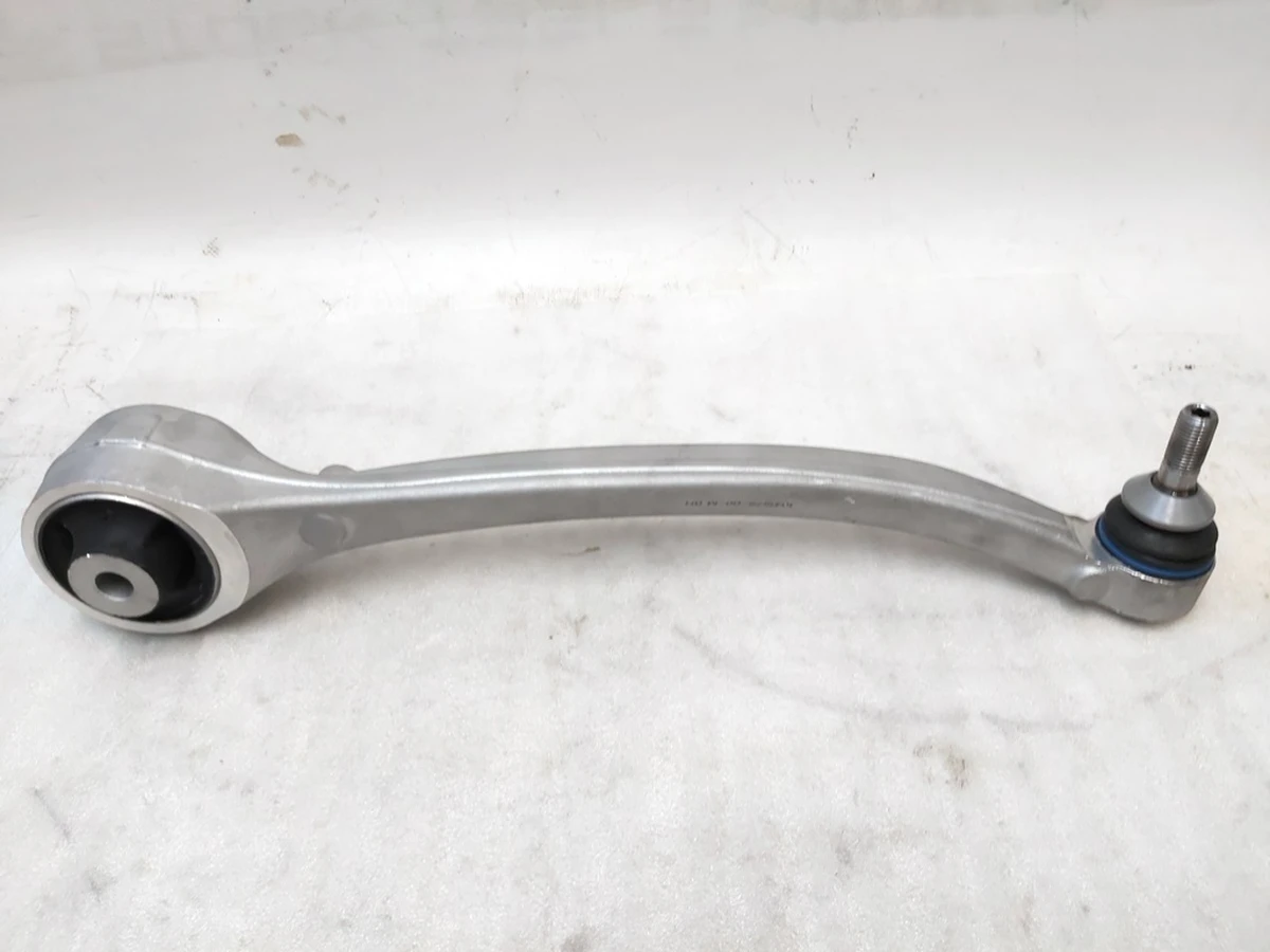 5 Рычаг нижний продольный правый нового образца (банан) Tesla model S, model S REST, model X 1041575-00-B