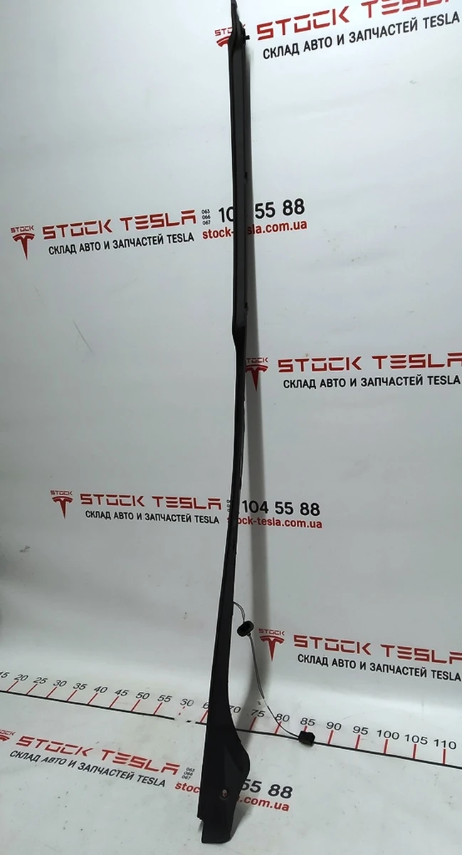 1 Панель с датчиком закрытия задней правой двери передняя Tesla model X 1041594-00-D