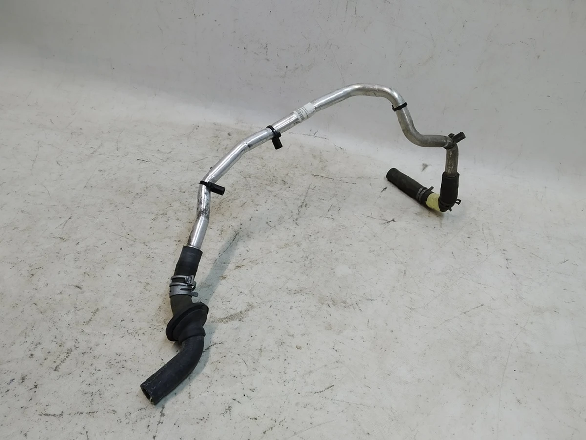 12 Трубка охолодження мотора в зборі (2013 року) Tesla Model S 1042550-00-A